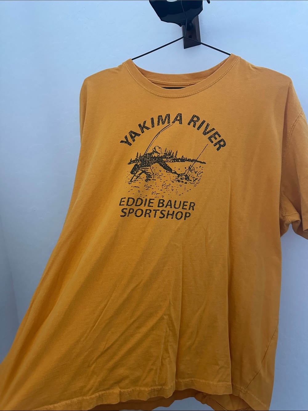 Eddie Bauer Men’s Yakima River Graphic Tee – Mustard Yellow